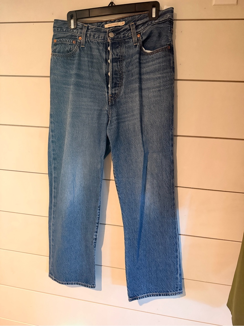 Levi's Straight-Leg Jeans in Medium Blue Wash